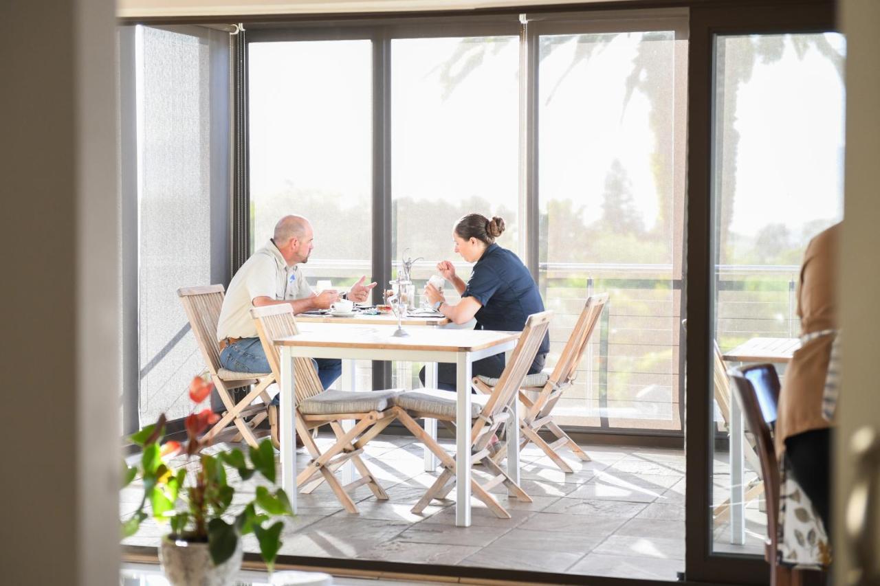 Four Palms Accommodation Durbanville Extérieur photo