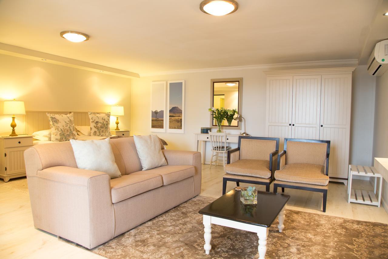 Four Palms Accommodation Durbanville Extérieur photo