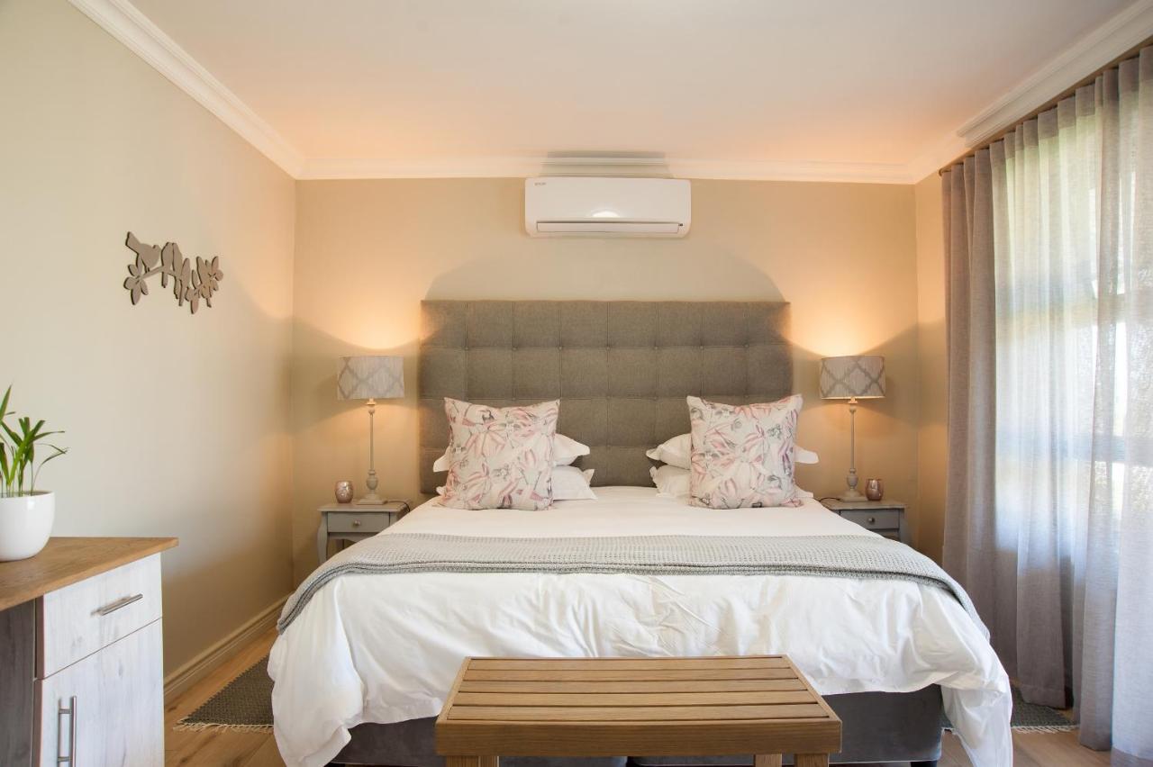 Four Palms Accommodation Durbanville Extérieur photo