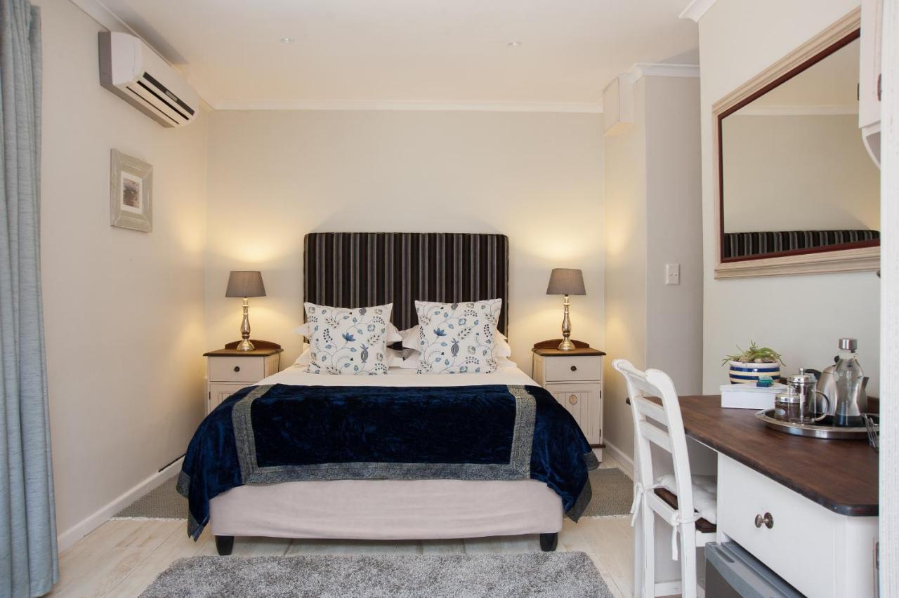 Four Palms Accommodation Durbanville Extérieur photo