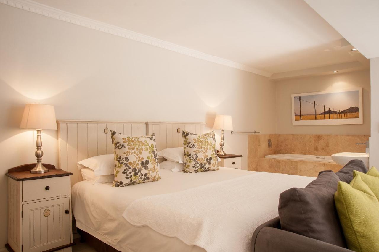 Four Palms Accommodation Durbanville Extérieur photo